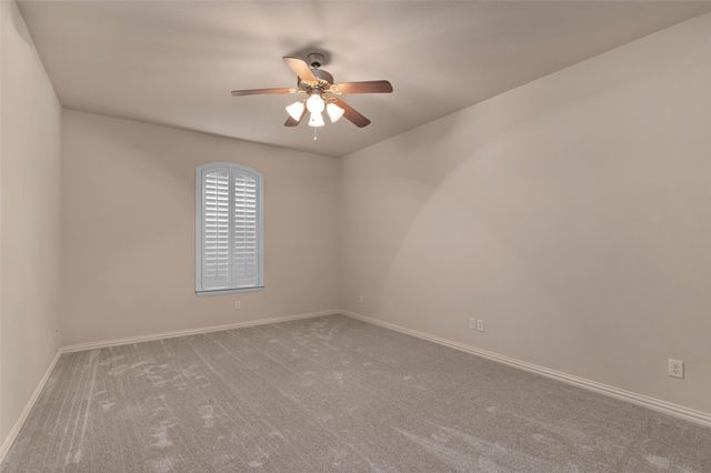 111 Red Oak Drive, Krugerville, TX 76227