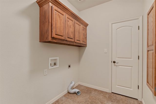 111 Red Oak Drive, Krugerville, TX 76227