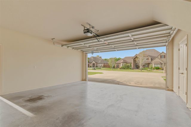 111 Red Oak Drive, Krugerville, TX 76227