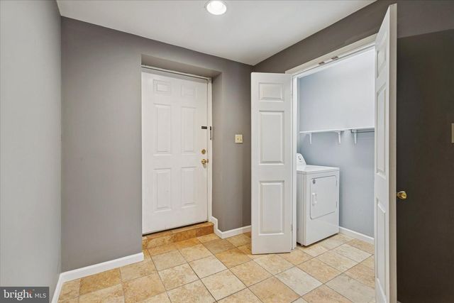 453 PARKER AVE, Philadelphia, PA 19128