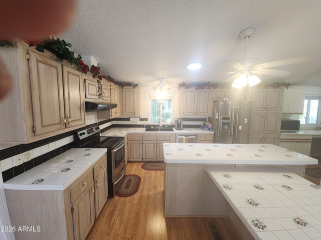3819 N WISCONSIN Avenue, Florence, AZ 85132