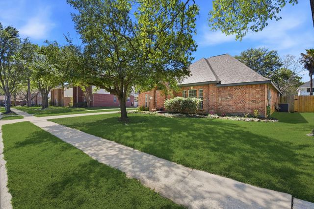 30111 Granum Drive, Spring, TX 77386