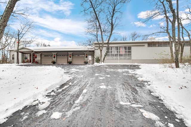 5266 W 700 N, Lake Village, IN 46349