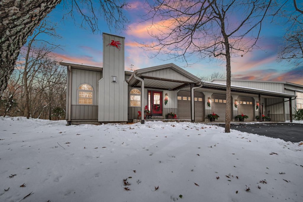 5266 W 700 N, Lake Village, IN 46349