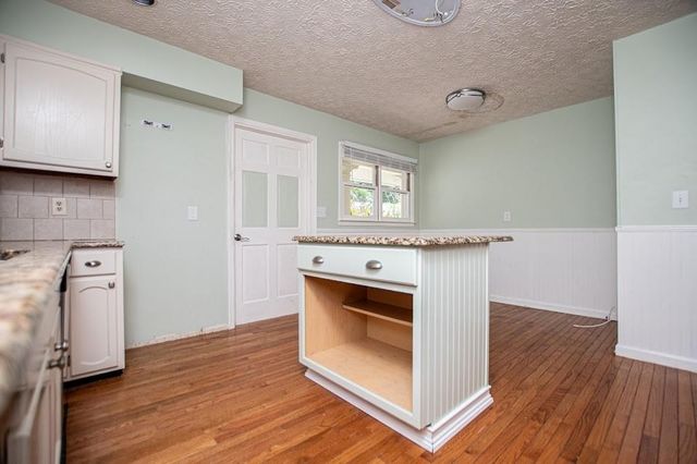 10083 Lakeview Parkway, Villa Rica, GA 30180