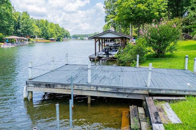 10083 Lakeview Parkway, Villa Rica, GA 30180