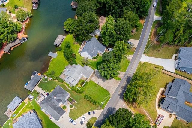 10083 Lakeview Parkway, Villa Rica, GA 30180