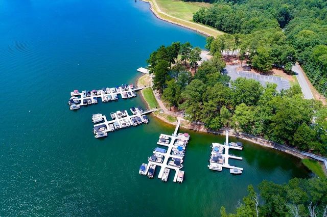10083 Lakeview Parkway, Villa Rica, GA 30180