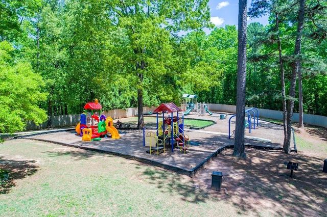 10083 Lakeview Parkway, Villa Rica, GA 30180