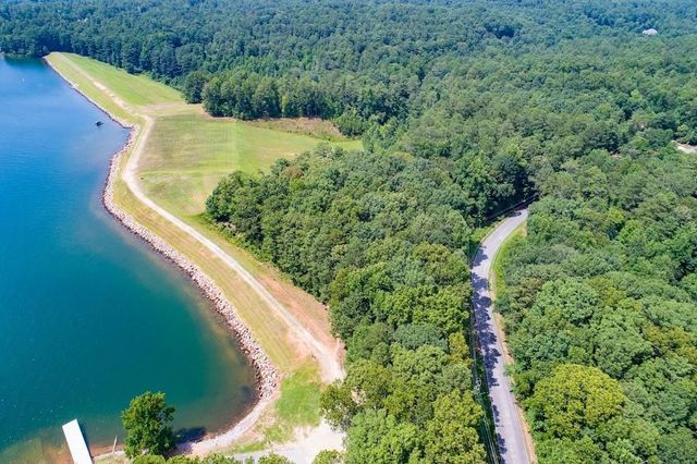 10083 Lakeview Parkway, Villa Rica, GA 30180