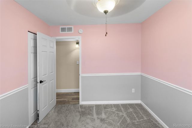 19127 Colorado Street, Roseville, MI 48066