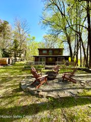 3 Centerville Church Road, Saugerties, NY 12477