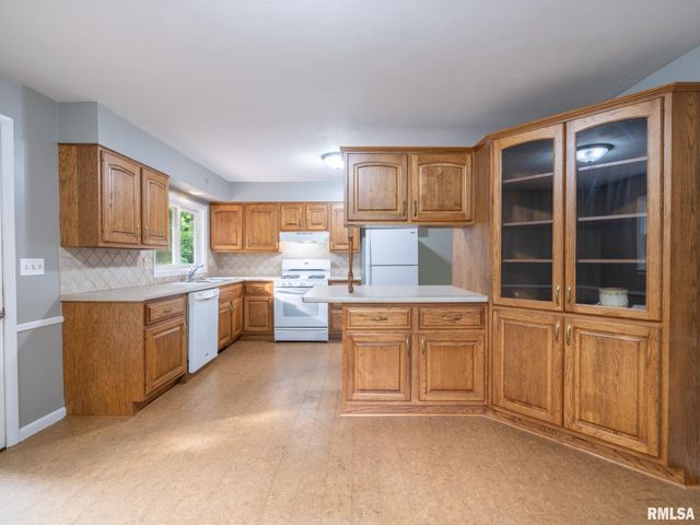 1039 W WONDERVIEW Drive, Dunlap, IL 61525