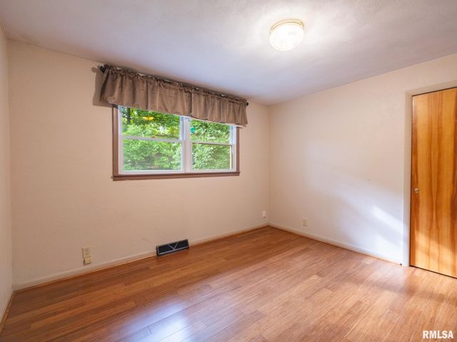 1039 W WONDERVIEW Drive, Dunlap, IL 61525