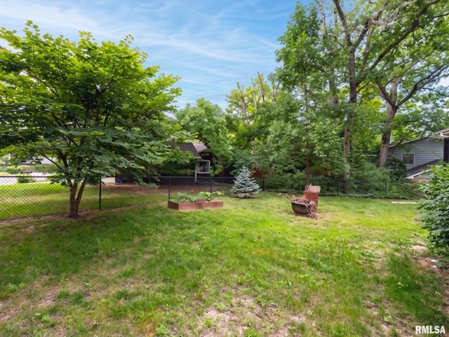 1039 W WONDERVIEW Drive, Dunlap, IL 61525