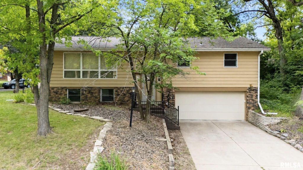 1039 W WONDERVIEW Drive, Dunlap, IL 61525