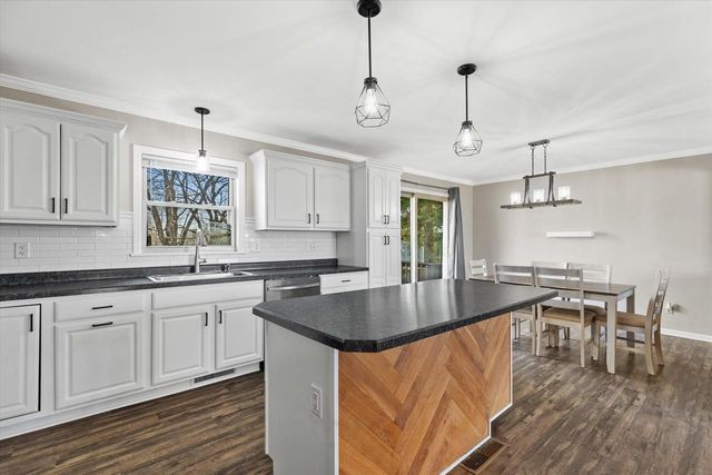 609 Clinton STREET, Horicon, WI 53032