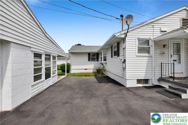 2043 Troxell Street, Allentown City, PA 18109
