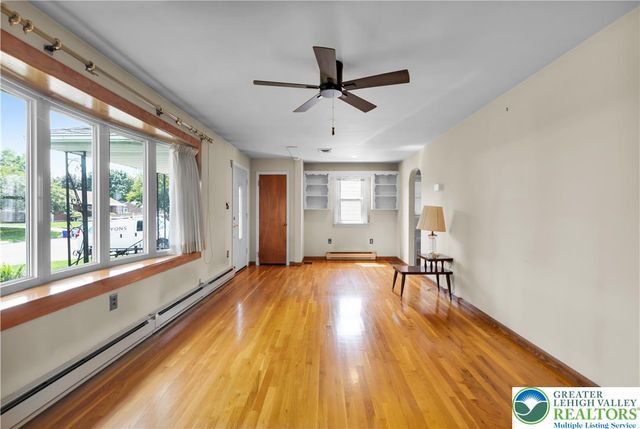 2043 Troxell Street, Allentown City, PA 18109