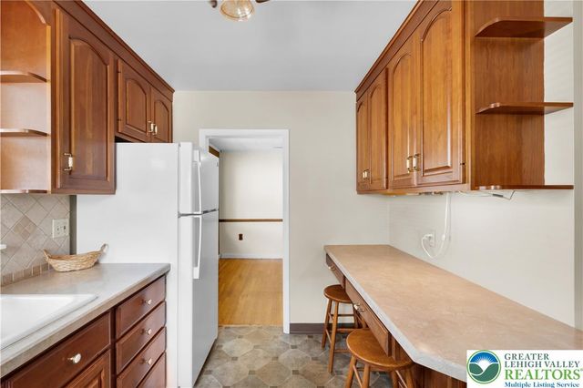 2043 Troxell Street, Allentown City, PA 18109