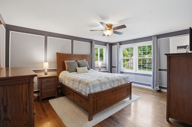 1810 Hickory Bark Lane, Bloomfield Hills, MI 48304
