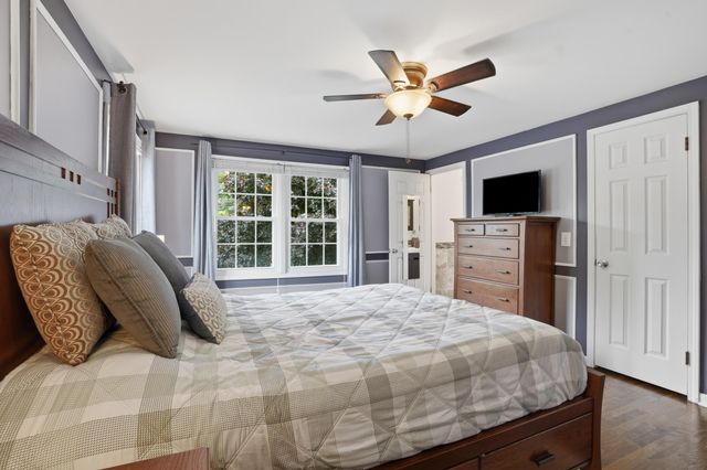 1810 Hickory Bark Lane, Bloomfield Hills, MI 48304