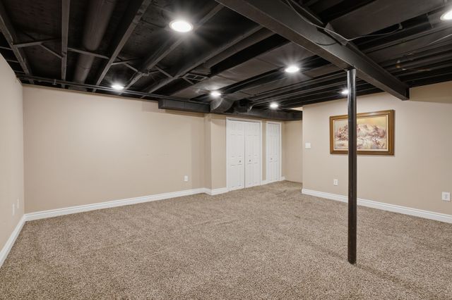 1810 Hickory Bark Lane, Bloomfield Hills, MI 48304