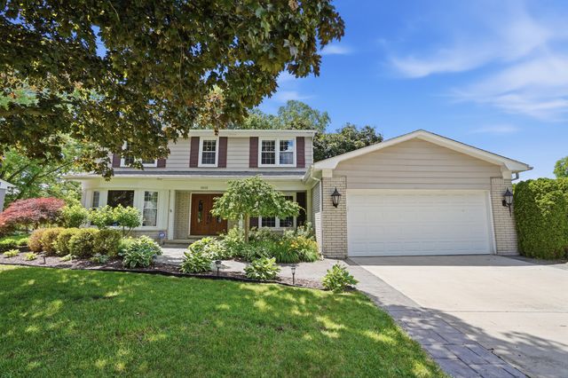 1810 Hickory Bark Lane, Bloomfield Hills, MI 48304
