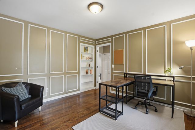1810 Hickory Bark Lane, Bloomfield Hills, MI 48304