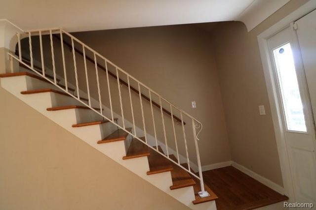 1609 E Court Street, Flint, MI 48503