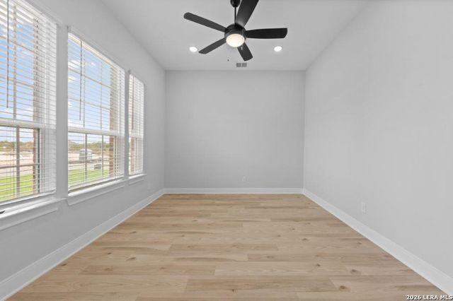 174 AZALEA ALY, Castroville, TX 78009
