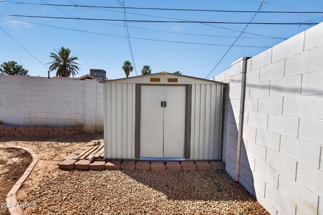 2925 W Palm Lane, Phoenix, AZ 85009