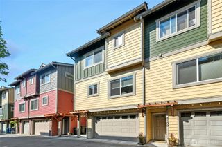 8107 165th Lane NE, Redmond, WA 98052