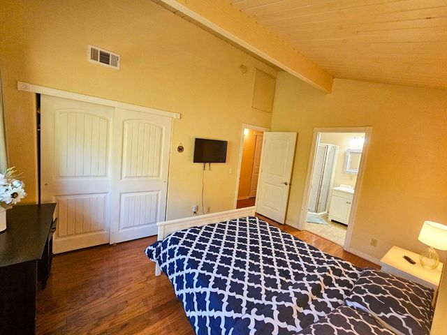 19418 Ferretti Road, Groveland, CA 95321