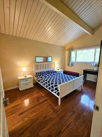 19418 Ferretti Road, Groveland, CA 95321