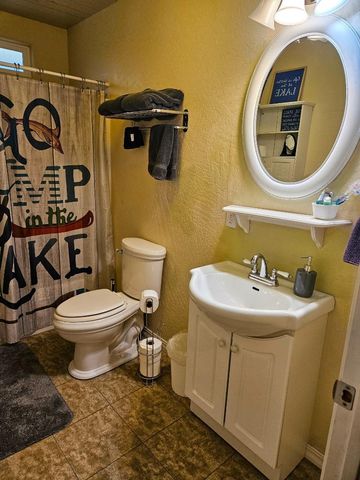 19418 Ferretti Road, Groveland, CA 95321