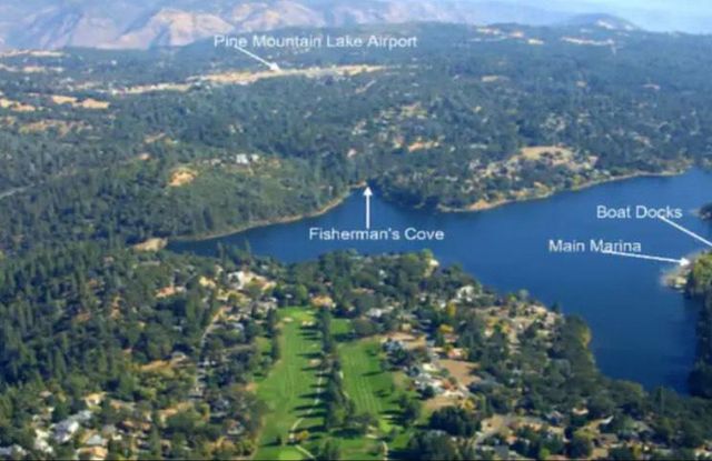 19418 Ferretti Road, Groveland, CA 95321