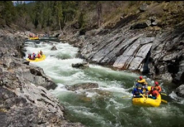 19418 Ferretti Road, Groveland, CA 95321