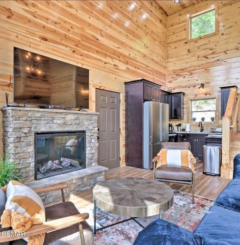 4228 Wears Valley Road, Sevierville, TN 37862