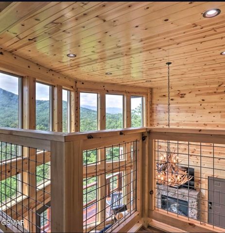 4228 Wears Valley Road, Sevierville, TN 37862