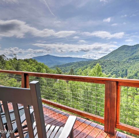 4228 Wears Valley Road, Sevierville, TN 37862