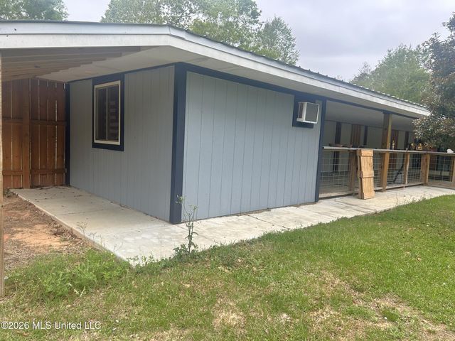 18144 Shaw Road, Saucier, MS 39574