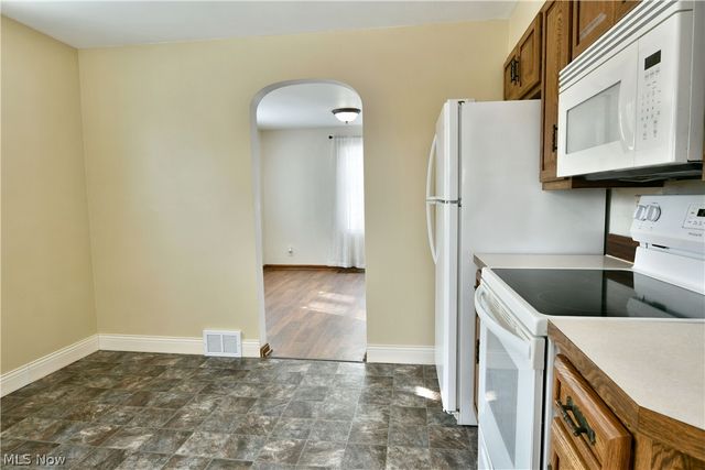 3109 Woodbine Avenue SE, Warren, OH 44484