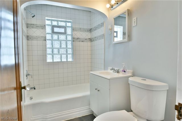 3109 Woodbine Avenue SE, Warren, OH 44484