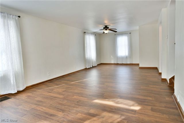 3109 Woodbine Avenue SE, Warren, OH 44484