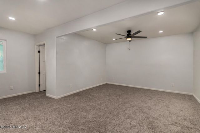 7601 N Shirley Place, Tucson, AZ 85741