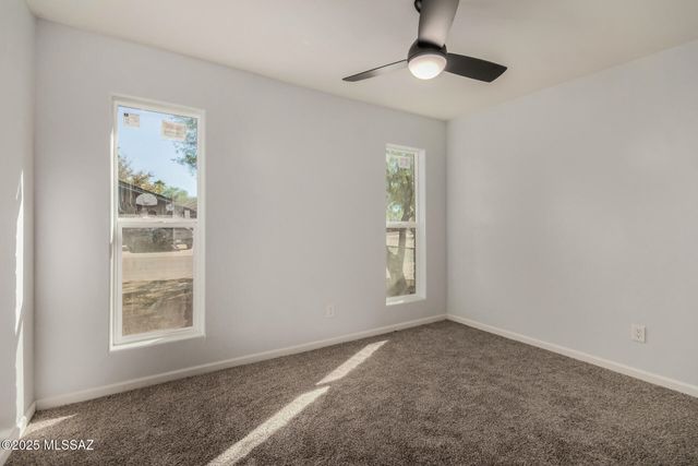 7601 N Shirley Place, Tucson, AZ 85741
