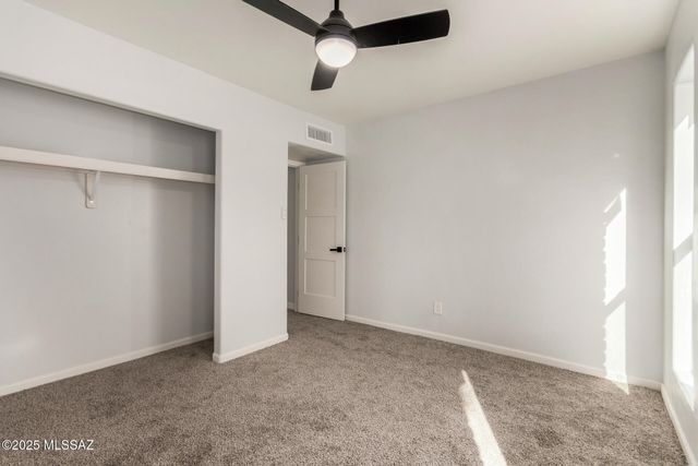 7601 N Shirley Place, Tucson, AZ 85741