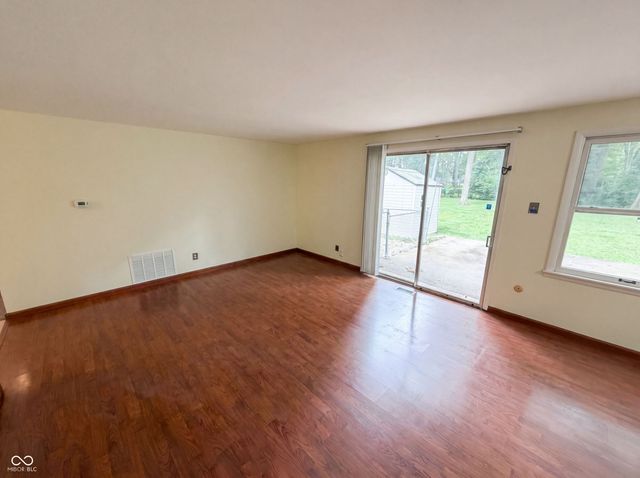 1537 W 74th Place, Indianapolis, IN 46260