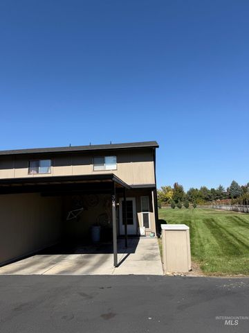 364 N Eagle Glen Ln, Eagle, ID 83616 property photo